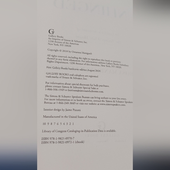 Unhinged Omarosa Manigault Newman An insider's account of The Trump White House - Picture 8 of 10